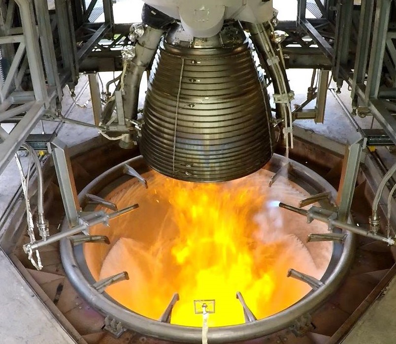 Komponent till rymdraketmotor.