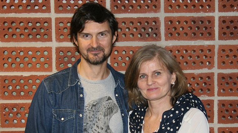 Journalisten Morgan Larsson och forskaren Maria Skyvell Nilsson. Foto