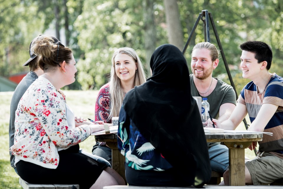 Studenter sommarmiljö